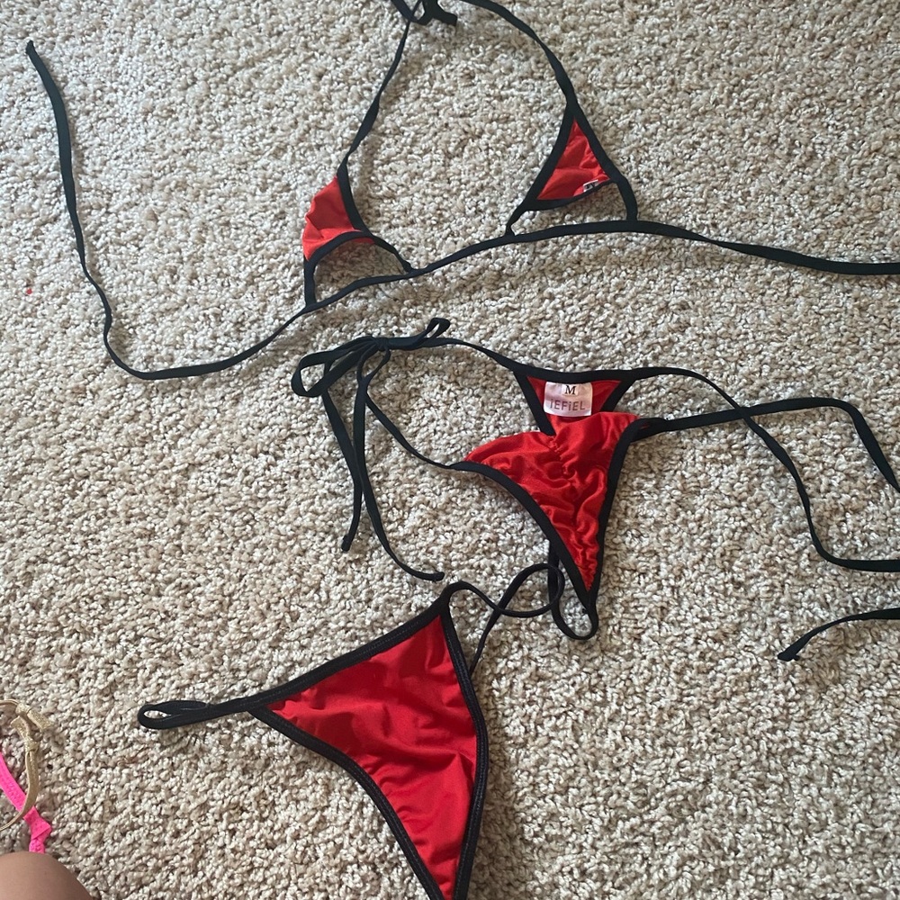 G string bikini